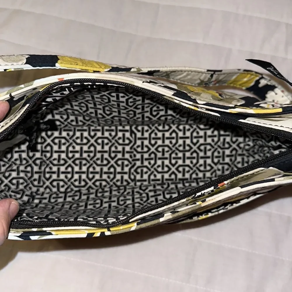 Vera Bradley Ivory Gold White Black Floral Quilted Hobo Bag Dogwood Print